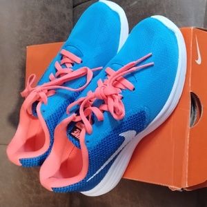 Nike Revolution 3, women's, size 5, new in the box shoes.